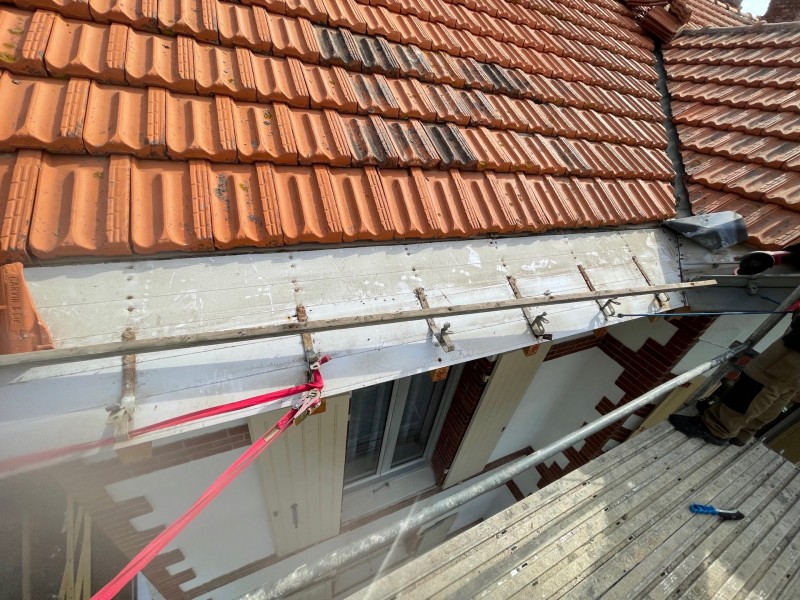 dépose des gouttières de façade 