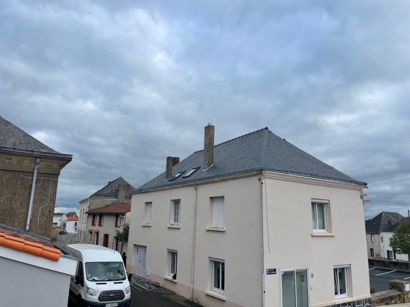 Instalation d’une toiture ainsi qu’une charpente Sur la commune de Sautron