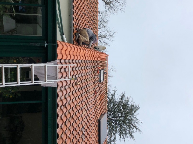 tarif pour nettoyage de toit de maison en tuiles près de saint nazaire