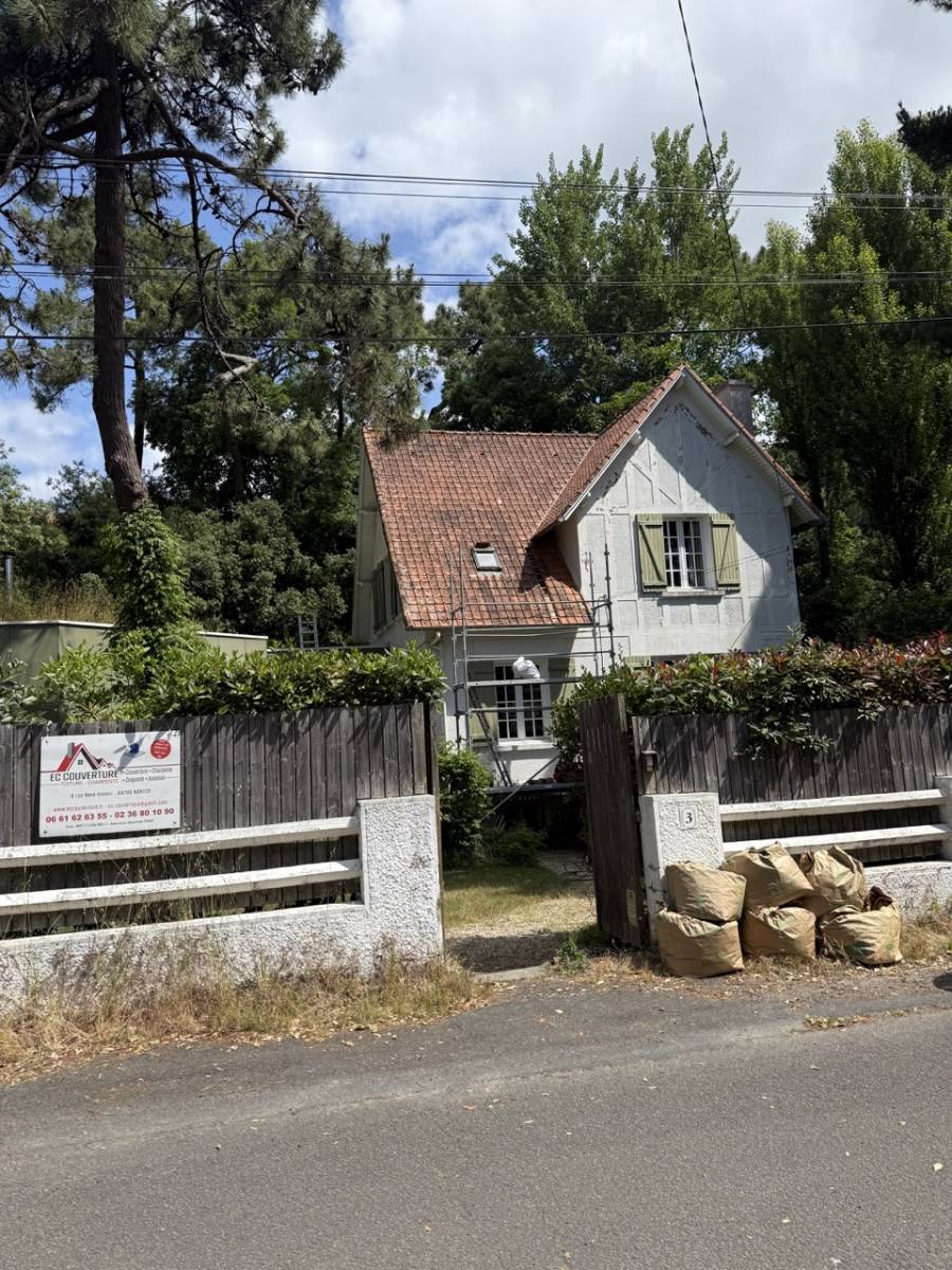 Traitement de toiture à Nantes – Intervention EC Couverture