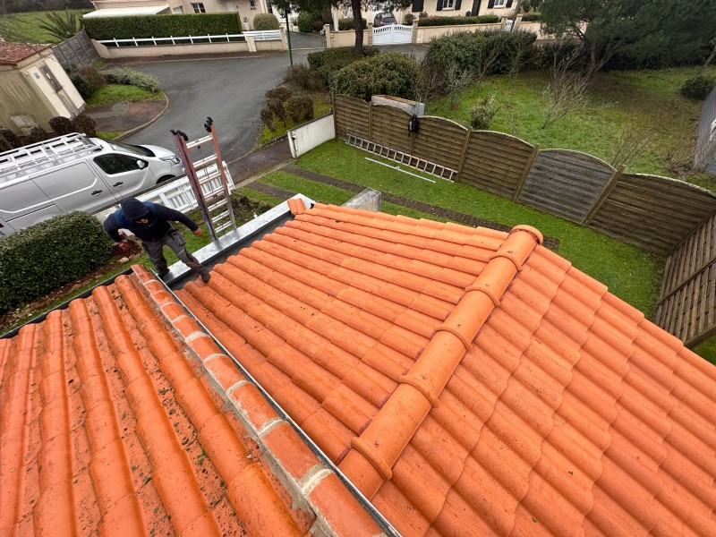 Intervention en urgence pour la réfection d’une toiture en tuiles et charpente à Pornic 44210